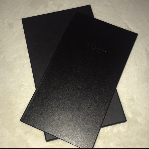 MOET & CHANDON Black Cellar Journal - Picture 12 of 12